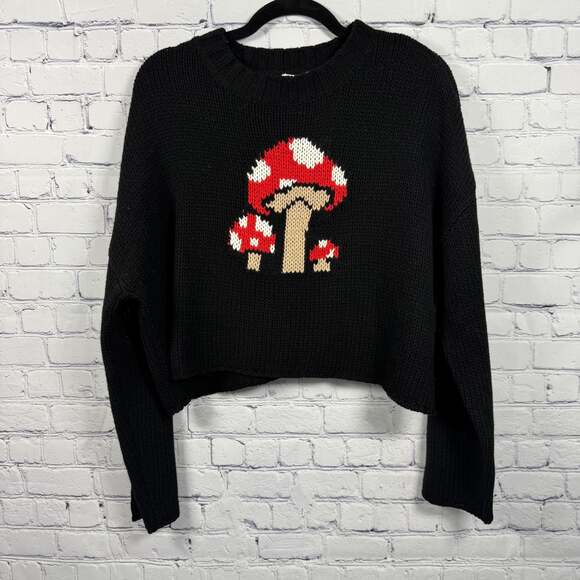 Rue21 Sweaters - Rue 21 Mushroom Black Sweater Size M